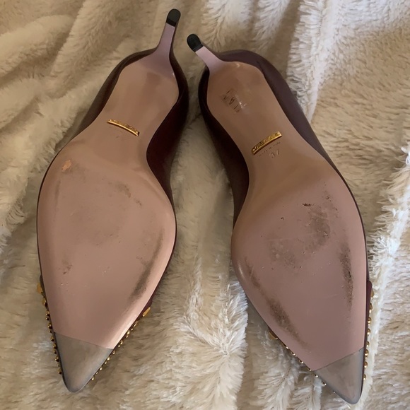 🏆🎖SOLD ELSEWHERE!🎖🏆Gorgeous Gucci Brown Stud Toe Heels TWO SIZE SHOES - Picture 3 of 9